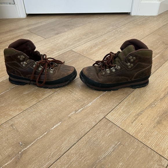 Timberland Boys Brown Hiking Boots - Picture 3 of 14